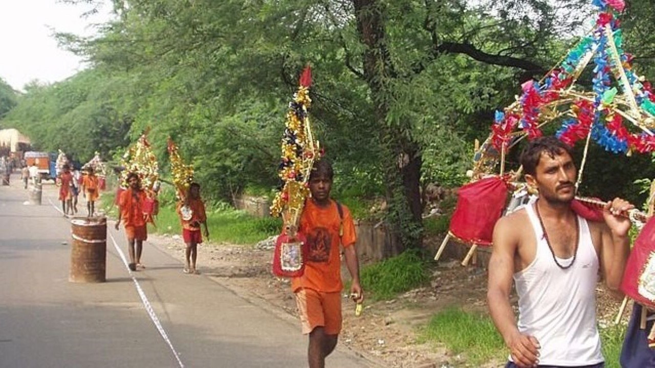 Kanwar Yatra: Supreme Court Puts Interim Stay On UP, Uttarakhand Diktat ...