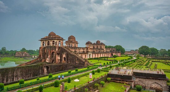 2. Mandu (Madhya Pradesh) | This ancient city in the state of Madhya Pradesh has treasures of Afghan architecture, which includes the Jahaz Mahal and Hindola Mahal among others. (Image: Shutterstock)