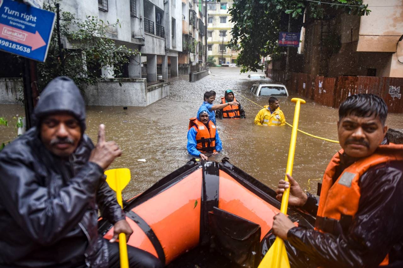 Mumbai rains highlights: Need to watch out for July 26, as red alert ...