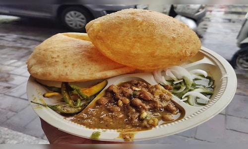 5 iconic places to try Delhi’s famous Chole Bhature