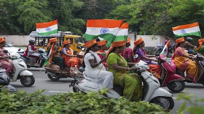 दिल्ली में जल्द शुरू होगी eBike-Didi योजना: महिला सशक्तिकरण और प्रदूषण कम करने का लक्ष्य.