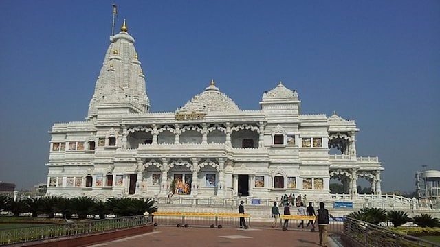 Vrindavan, Uttar Pradesh: Renowned for its association with Lord Krishna's childhood, Vrindavan is located on the banks of the Yamuna River. One of the most significant places for devotees of Lord Krishna, the city is home to several temples, including the ISKCON Temple and the Banke Bihari Temple. (Image WikiMedia Commons) Vrindavan, Uttar Pradesh: Renowned for its association with Lord Krishna's childhood, Vrindavan is located on the banks of the Yamuna River. One of the most significant places for devotees of Lord Krishna, the city is home to several temples, including the ISKCON Temple and the Banke Bihari Temple. (Image WikiMedia Commons)