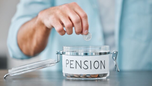 Old Age Pension Scheme: Delhi govt launches portal for old-age pension ...