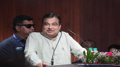 गडकरी: 2026 तक AI टोल प्रणाली, प्रतीक्षा खत्म, राजस्व में वृद्धि.