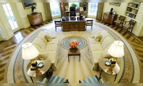 Oval Office replica of President Joe Biden to open near White House for ...