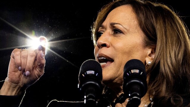 Kamala harris vs trump stats