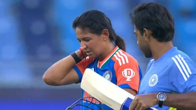 Women's T20 World Cup: Injury scare for Harmanpreet Kaur in India's 6-wicket win over Pakistan