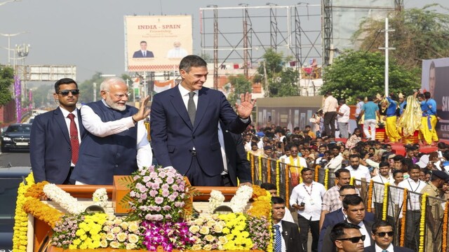 PM Modi and Spanish PM in Vadodara: Inaugurate Tata Aircraft Complex ...