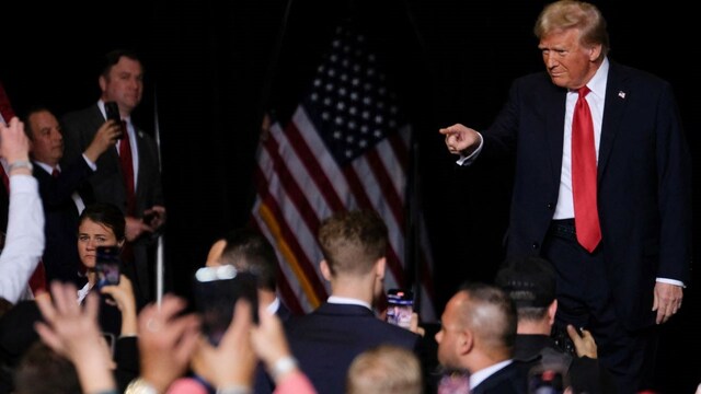 Republican presidential nominee and former U.S. President Donald Trump campaigns in Milwaukee, Wisconsin, U.S. November 1, 2024. REUTERS/Joel Angel Juarez Republican presidential nominee and former U.S. President Donald Trump campaigns in Milwaukee, Wisconsin, U.S. November 1, 2024. REUTERS/Joel Angel Juarez