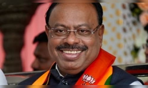 Maharashtra BJP Leader’s Remark Spurs Poaching Controversy