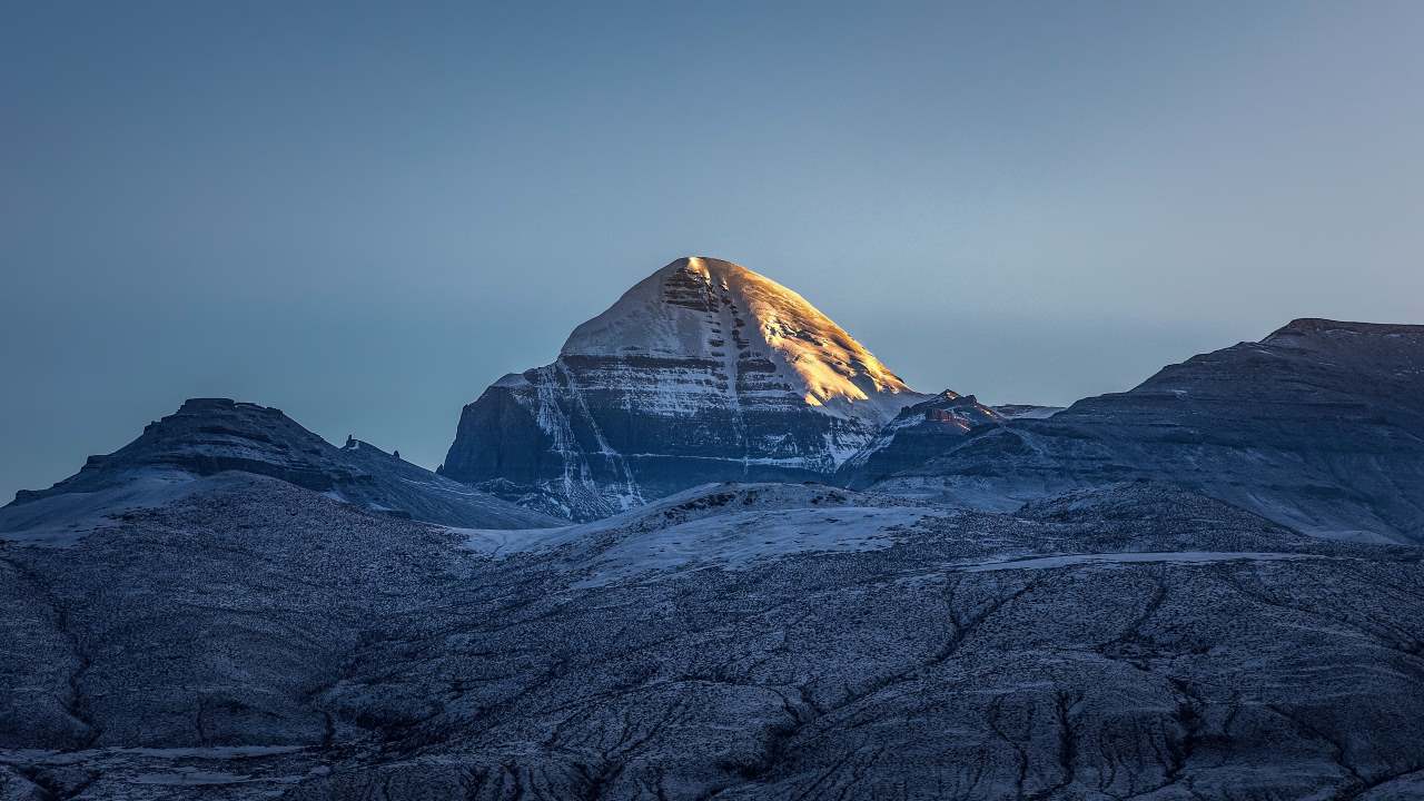 Anand Mahindra's inspirational post on Mount Kailash goes viral: Take a look