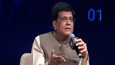 வர்த்தக அமைச்சர் பியூஷ் கோயல் இருதரப்பு வர்த்தக பேச்சுவார்த்தைக்காக அமெரிக்க  பயணத்தை தொடங்க உள்ளார் - CNBC TV18