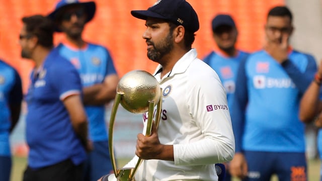 Y: Australia's mouthwatering clash with India sees the two behemoths of the modern game go head-to-head in five tests over six weeks with the tourists eyeing a third straight series triumph Down Under. Y: Australia's mouthwatering clash with India sees the two behemoths of the modern game go head-to-head in five tests over six weeks with the tourists eyeing a third straight series triumph Down Under.