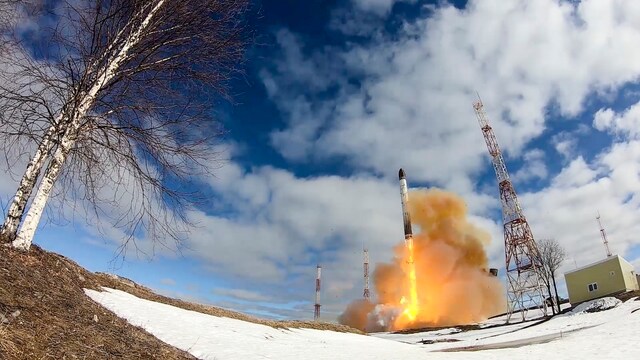 Global panic as Putin raises spectre of nuclear war — How other ...