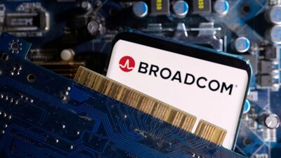 Broadcom Beats Estimates, Stock Falls 5% on AI Backlog Disappointment