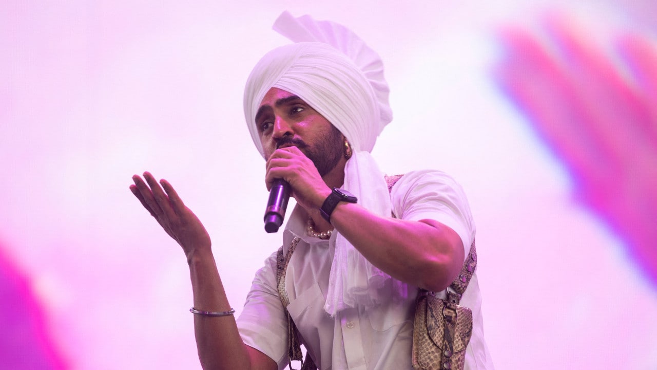 Diljit Dosanjh dedicates his Chandigarh concert to World Chess Champion Gukesh D