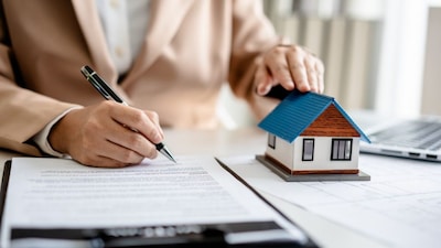 RBI repo rate cut: Bank of India, Indian Bank slash home loan rates, lower EMIs