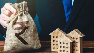 A ₹15,000 crore SWAMIH (Special Window for Affordable and Mid-Income Housing) Fund II will be established to target the completion of 1 lakh stalled housing units, providing crucial support to homebuyers and developers and addressing the ongoing housing crisis. (Image: Shutterstock)