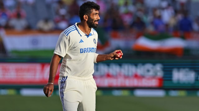 Jasprit Bumrah's frustration caught on stump mic as rain washes out final two sessions on day 1