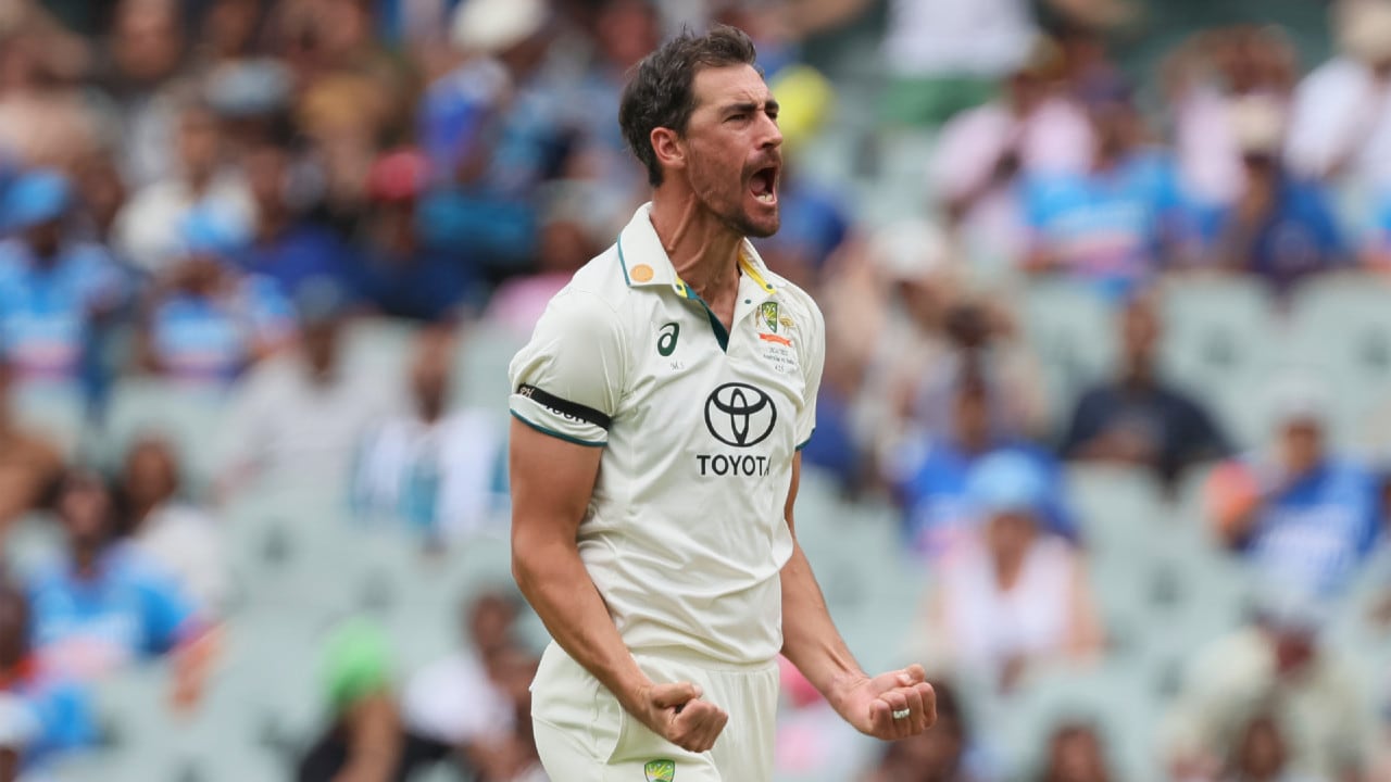 Starc plays down comparison with Akram after another first-over exploit in Ashes 2025