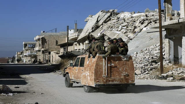 Syria Battle Syrian Civil War reignites as rebels gain ground in Aleppo: All you ...