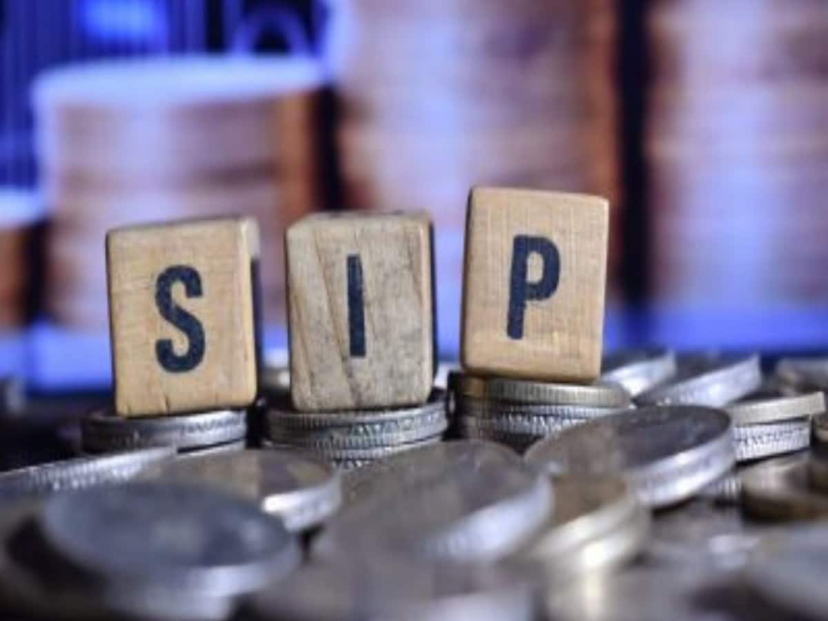 What is a mutual fund SIP calculator? Know how it works - CNBC TV18