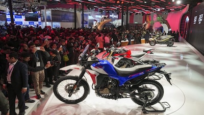 Hero MotoCorp Shares Plunge After Jefferies Downgrade, Price Target Cut