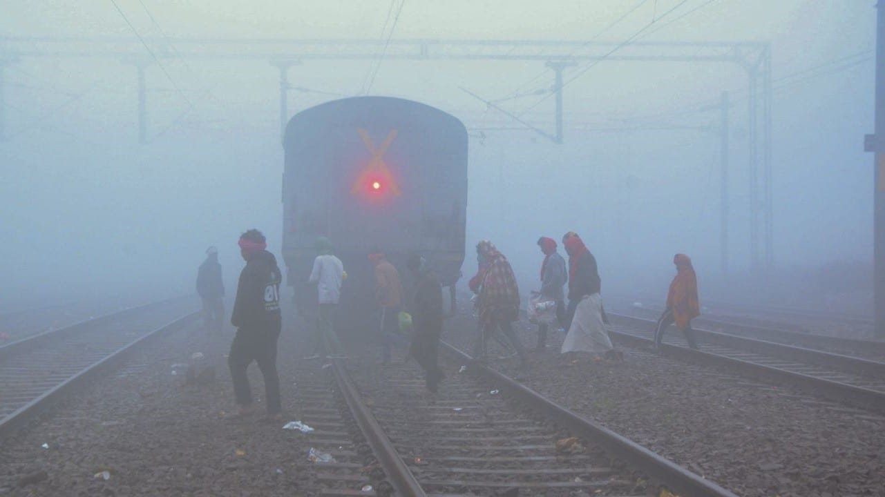 Delhi weather update: 9 trains delayed; IMD predicts rain