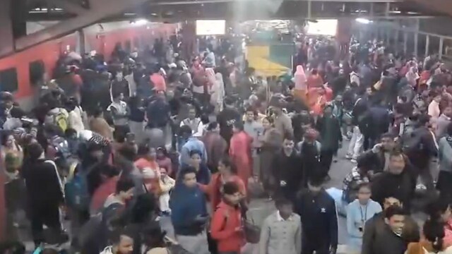 Stampede due to Kumbh rush at New Delhi railway station leaves several dead