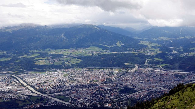austrian-alps-2025-03-0727668ce5f4dad41826dcfb775eb5bb ध्यान मोटर हेड्स: यहां सवारी करने और ड्राइव करने के लिए शीर्ष अंतरराष्ट्रीय सड़क यात्रा मार्ग हैं