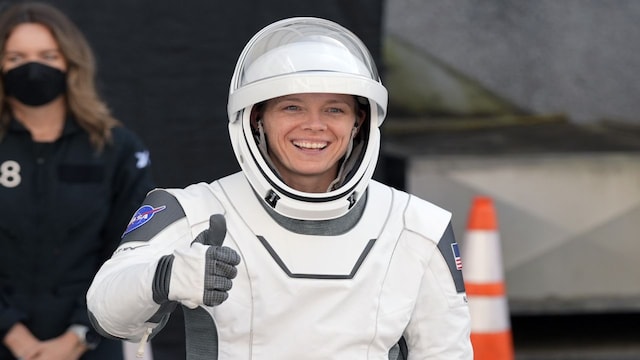 nasa-crew-10-member-nichole-ayers-2025-03-c0f8d164d62af9fa2e33cb3e8681bd1f सुनीता विलियम्स और बुच विल्मोर की वापसी के लिए 4 नासा के चालक दल -10 सदस्यों से मिलें