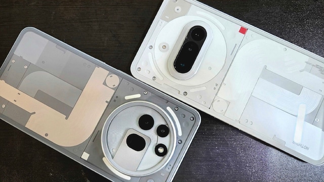 MWC 2025 | Nothing unveils Phone (3a), (3a) Pro — Details here - CNBC TV18