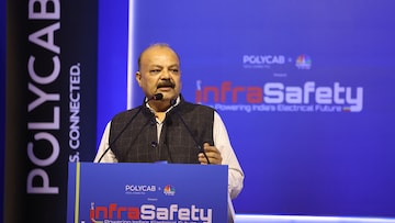 polycab-6a-2025-03-731655537de1f4da4bb65487082301cf पॉलीकैब और CNBC-TV18 की एक सुरक्षित भारत के लिए दृष्टि: उद्योग प्रथाओं में विद्युत सुरक्षा एम्बेडिंग