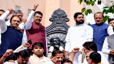 **EDS: THIRD PARTY IMAGE** In this image released by @CMOMaharashtra via X on Monday, March 3, 2025, Maharashtra Chief Minister Devendra Fadnavis with Deputy Chief Ministers Eknath Shinde and Ajit Pawar pays tribute to Chhatrapati Shivaji Maharaj before the start of the Budget session, at Vidhan Bhawan in Mumbai. (@CMOMaharashtra on X via PTI Photo) (PTI03_03_2025_000055B)