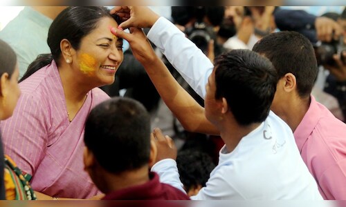 Watch: How BSF jawans, chief ministers and Bollywood stars are celebrating Holi