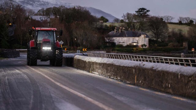 wild-atlantic-way-ireland-2025-03-c301dc1943a9287f1aca94dcc8c30b17 ध्यान मोटर हेड्स: यहां सवारी करने और ड्राइव करने के लिए शीर्ष अंतरराष्ट्रीय सड़क यात्रा मार्ग हैं