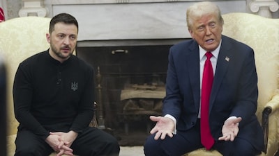 President Donald Trump, right, meets with Ukrainian President Volodymyr Zelenskyy in the Oval Office at the White House, Friday, Feb. 28, 2025, in Washington. (AP Photo/ Mystyslav Chernov)
