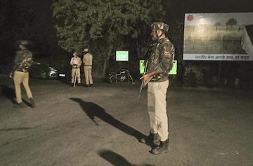 pti04-22-2025-000597b-2025-04-fc76dae133d38d3fda246e07e15ce608-scaled आतंकी स्ट्राइक पाहलगाम: 26 पुलवामा के बाद से घाटी के सबसे घातक हमले में मारे गए | तस्वीरों में