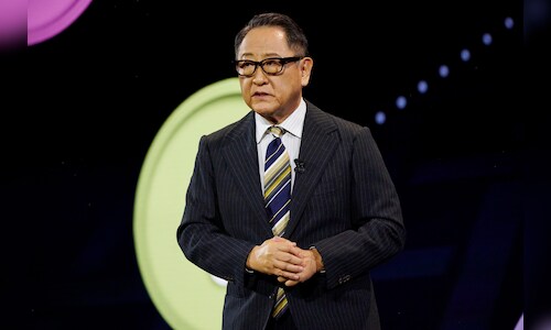 Toyota Faces Profit Hit from Tariffs, Plans Buyout of Supplier