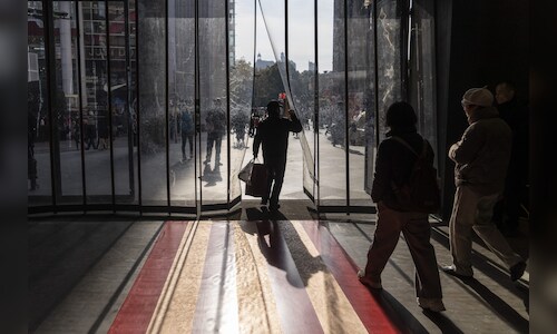 India's Services Growth Edges Up, While China's Activity Slips in April