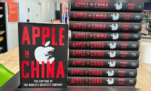 Apple Expands Retail in India Amidst Political and Manufacturing Shifts