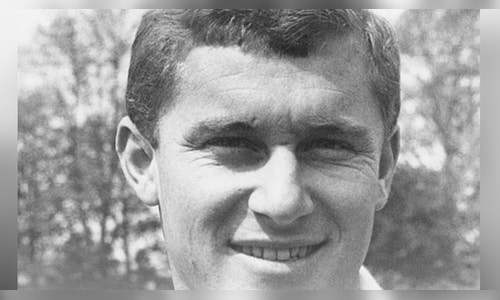 Australian Cricketer Bob Cowper, First to Score Test Triple Century, Dies