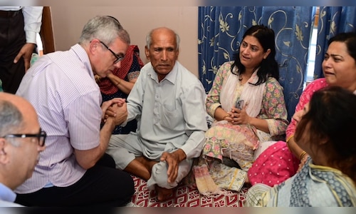 Rajouri ADDC Raj Kumar Thapa, injured in Pakistani shelling, dies; CM ...