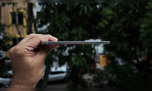 Samsung Galaxy S25 Edge First Impressions: Ultra-Thin Smartphone