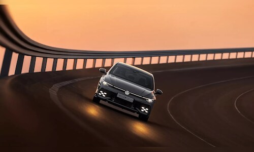 Volkswagen Opens Bookings for Golf GTI in India, Launching May 2025
