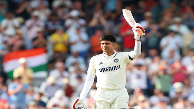 Shubman Gill slams century on Test captaincy debut upon taking over Virat Kohli's No. 4 spot Shubman Gill slams century on Test captaincy debut upon taking over Virat Kohli's No. 4 spot