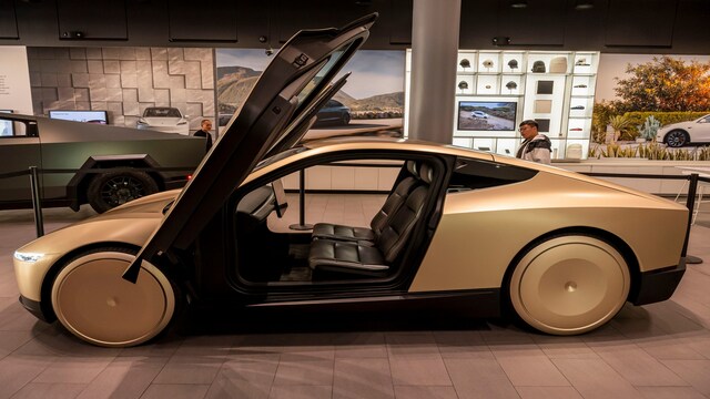 Elon Musk sets June 22 launch date for Tesla’s Robotaxi service - CNBC TV18