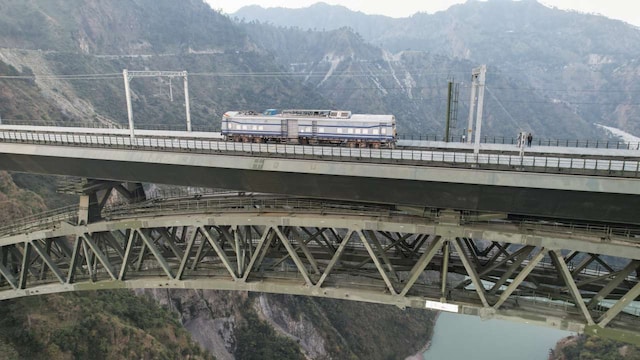 3. Significant investment | Constructed at an estimated cost of ₹1,400 crore, the bridge is a pivotal part of the USBRL project, whose overall budget surpasses ₹35,000 crore, aimed at enhancing regional connectivity. 3. Significant investment | Constructed at an estimated cost of ₹1,400 crore, the bridge is a pivotal part of the USBRL project, whose overall budget surpasses ₹35,000 crore, aimed at enhancing regional connectivity.