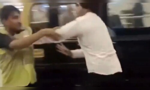 Mumbai Airport: Cab Drivers and Staff Clash Over Parking