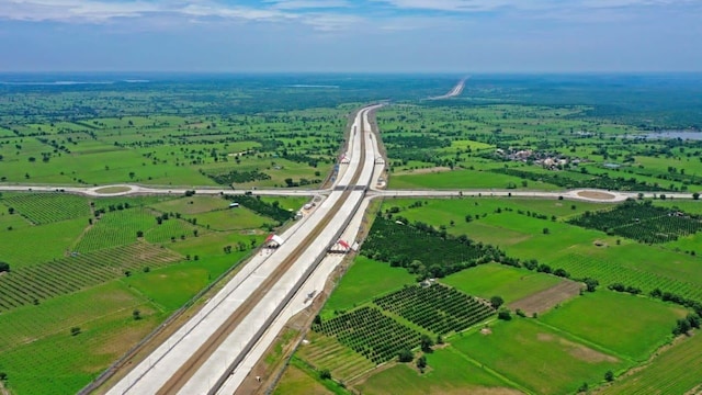 Nagpur-mumbai-expressway./Image CNBCTV18.com file Nagpur-mumbai-expressway./Image CNBCTV18.com file